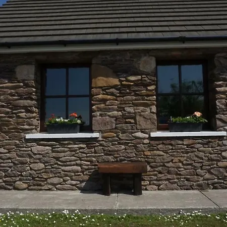 Tigh A'chuasa/brandon Creek House